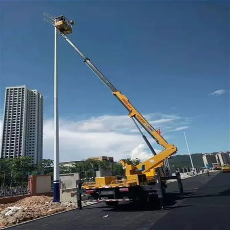 贞丰维修路灯的曲臂升降车出租