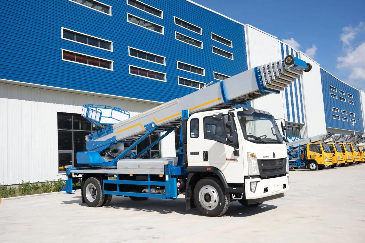 贞丰出租云梯车高空作业车 建筑垃圾搬运